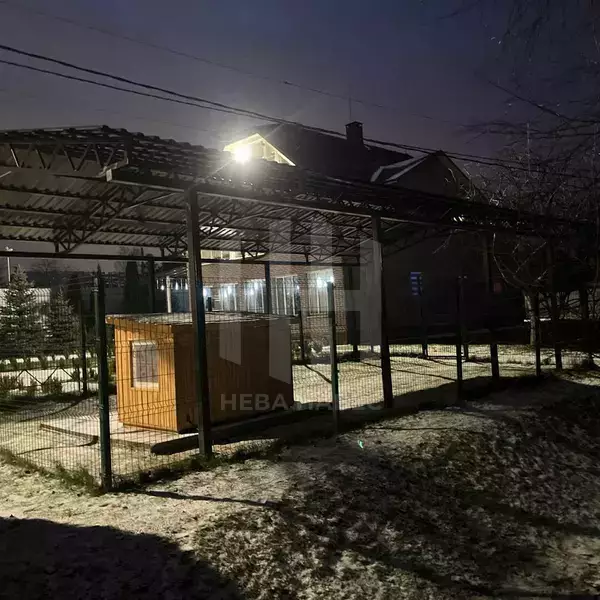 Двускатный навес с фермой-ласточкой